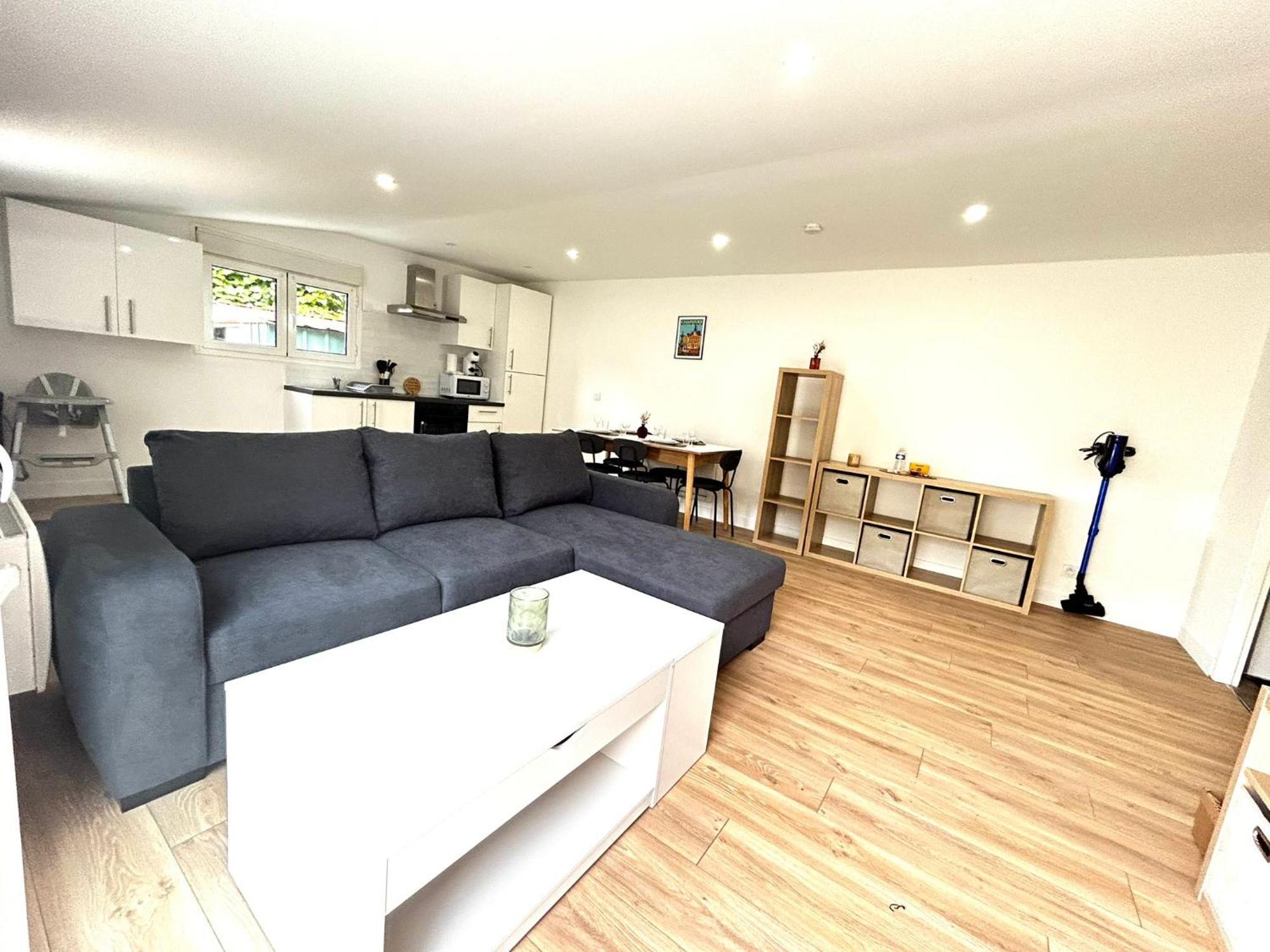 La Farfallina, Entierement Renovee Holiday home Limoges